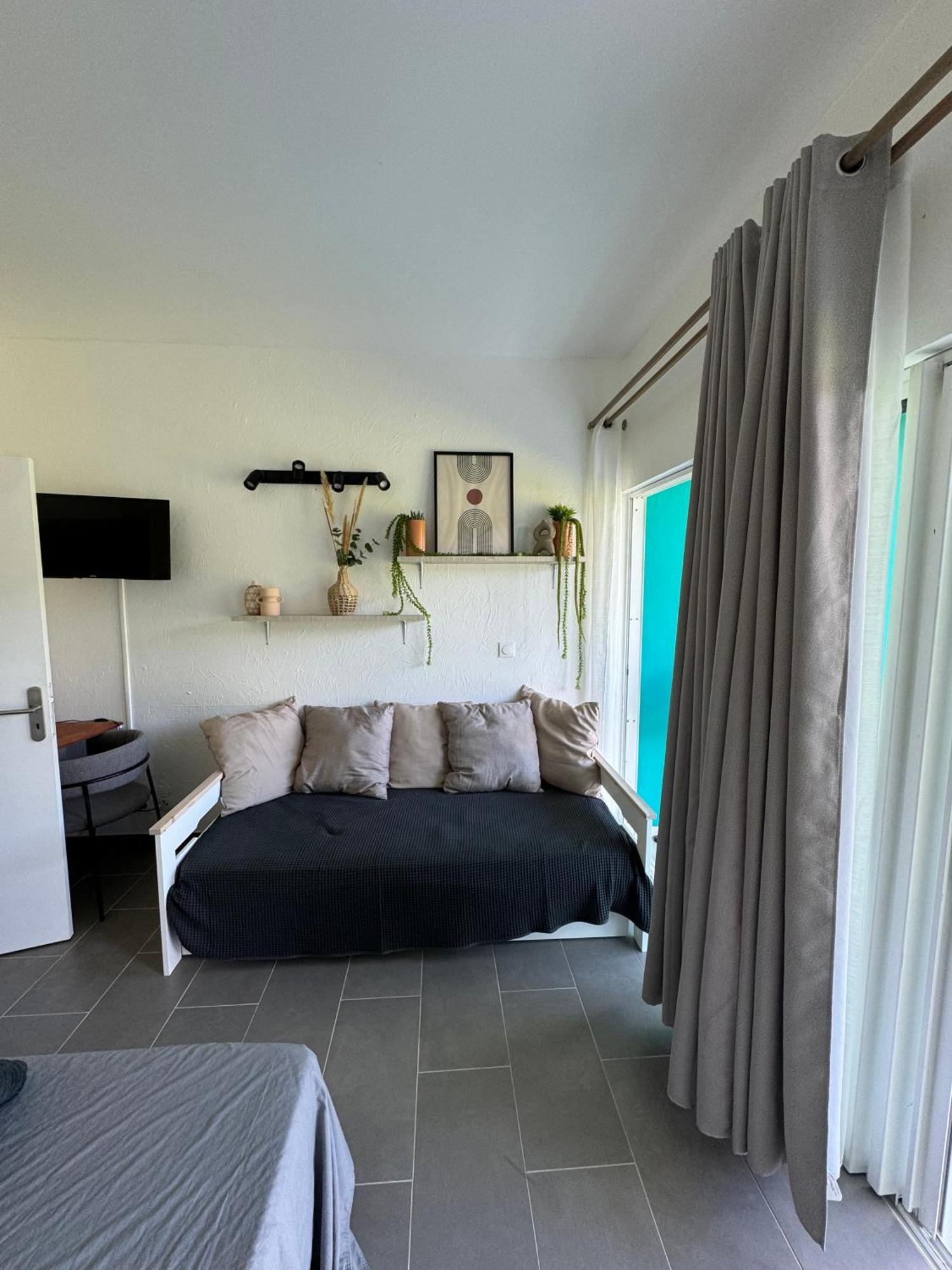 Studio Kaz' Coco Grand-Bourg  Экстерьер фото